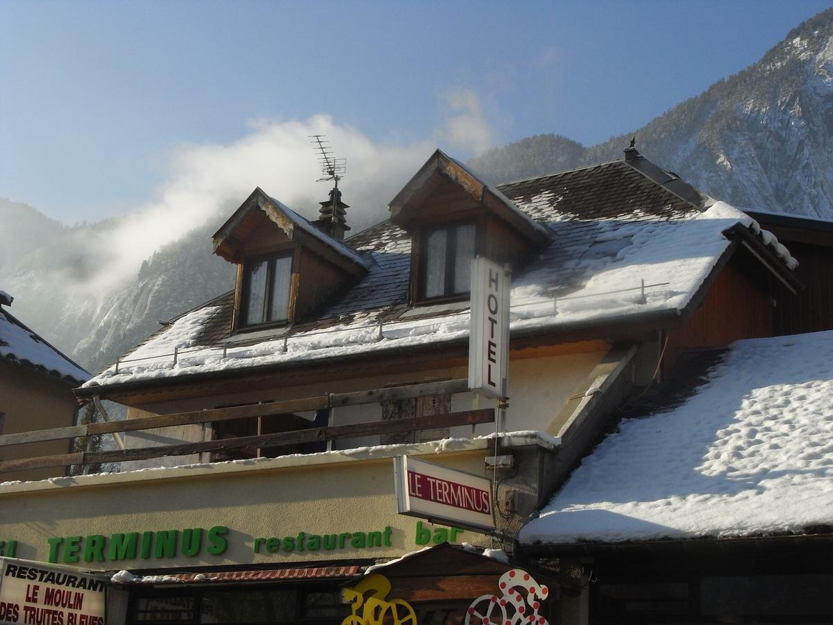 Hotel Le Terminus Le Bourg-dʼOisans Exterior foto